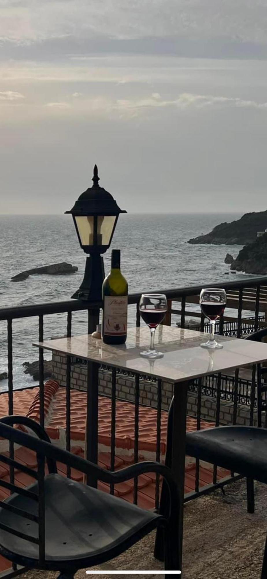Apartments Gusar Ulcinj Esterno foto